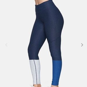 Outdoor Voices 7/8 Dipped Leggings